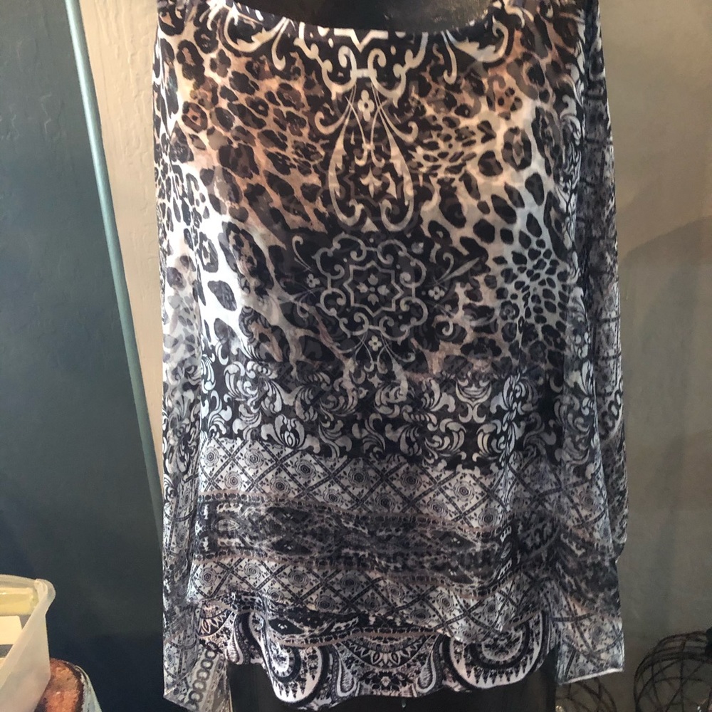 Long sleeve cheetah printed shirt